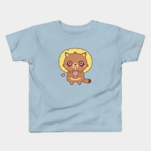 Cute Tanuki With Straw Hat Loves Bubble Tea Kids T-Shirt